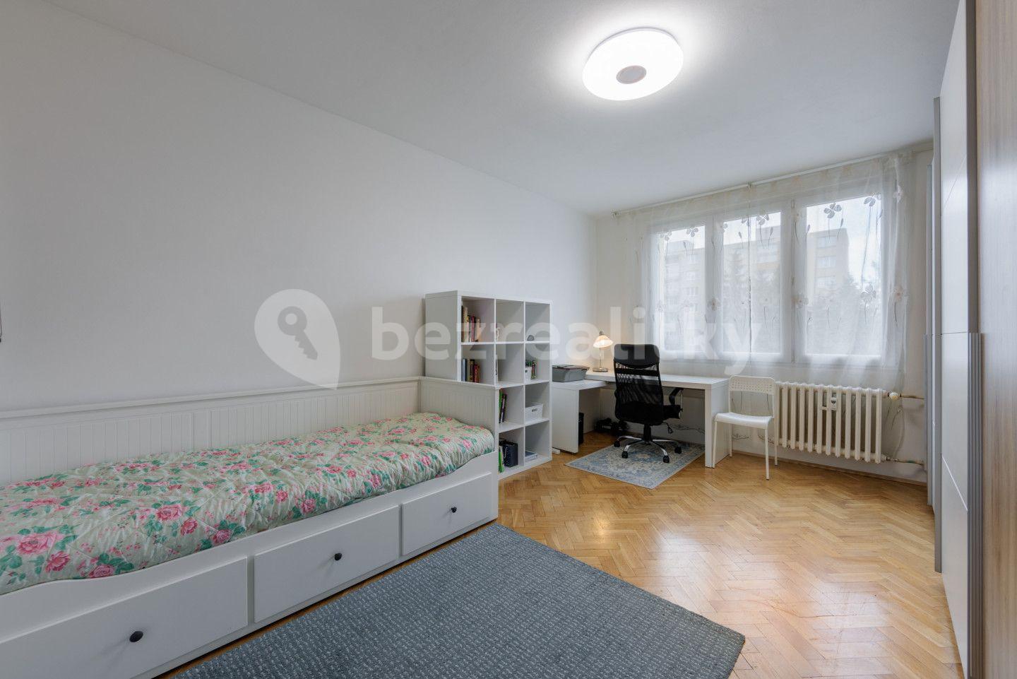 Prodej bytu 2+1 56 m², Maďarská, Karlovy Vary, Karlovarský kraj