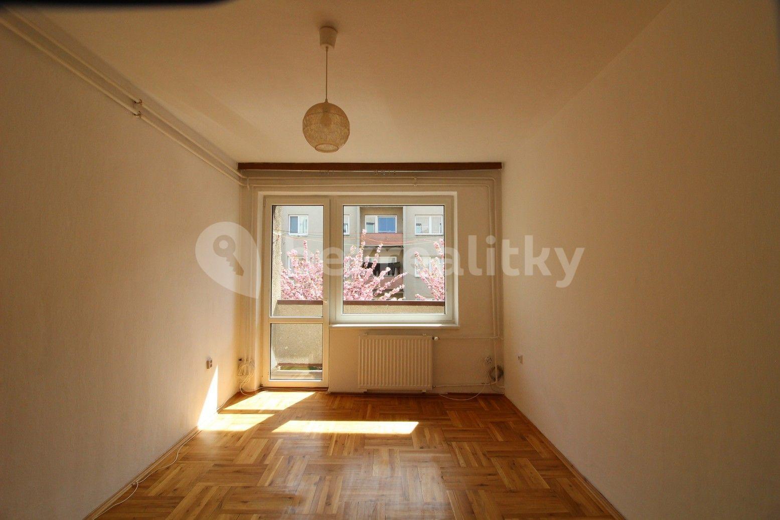 Prodej bytu 3+1 90 m², Úprkova, Staré Město, Zlínský kraj