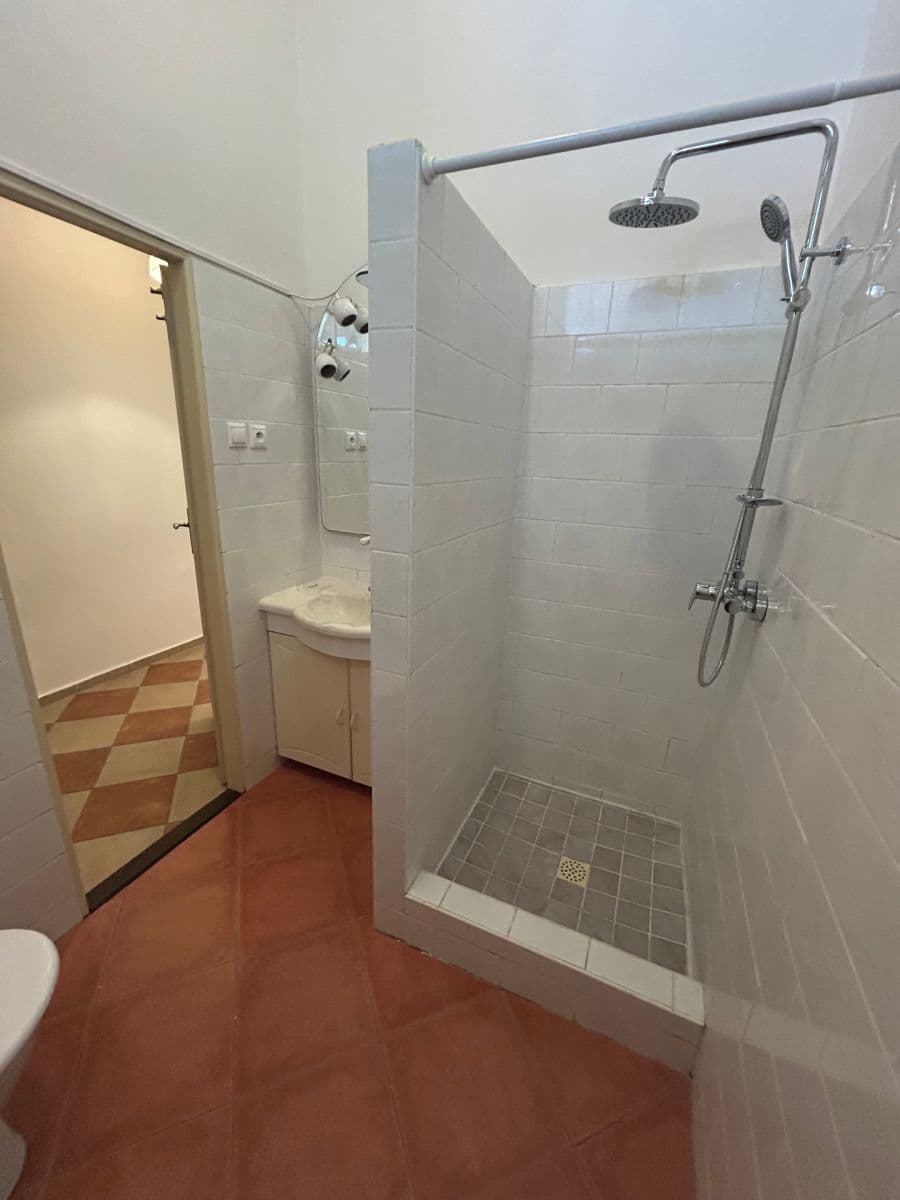 Pronájem bytu 2+kk 55 m², Bubenská, Praha, Praha Pronájem bytu 2+kk 55 m², Bubenská, Praha, Praha