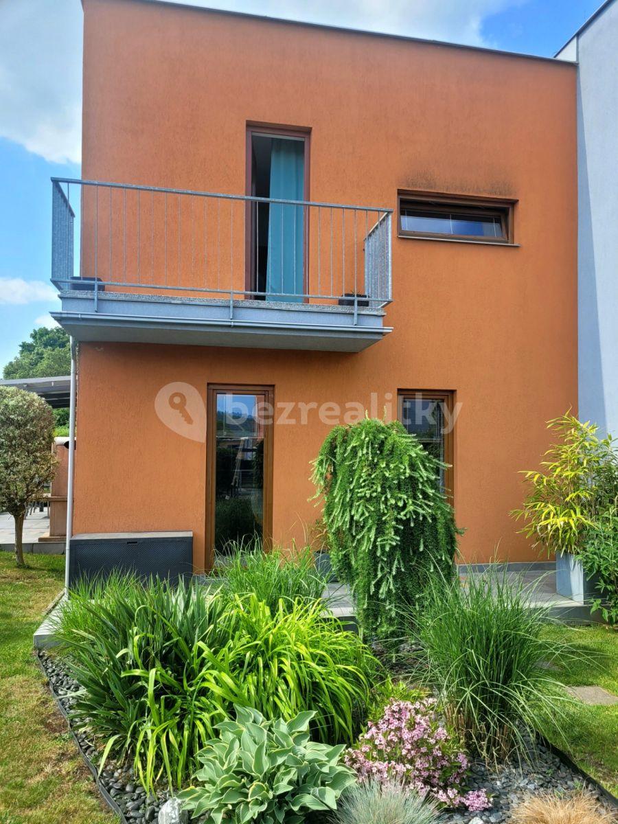 Prodej domu 96 m², pozemek 381 m², Ostružinová, Černošice, Středočeský kraj
