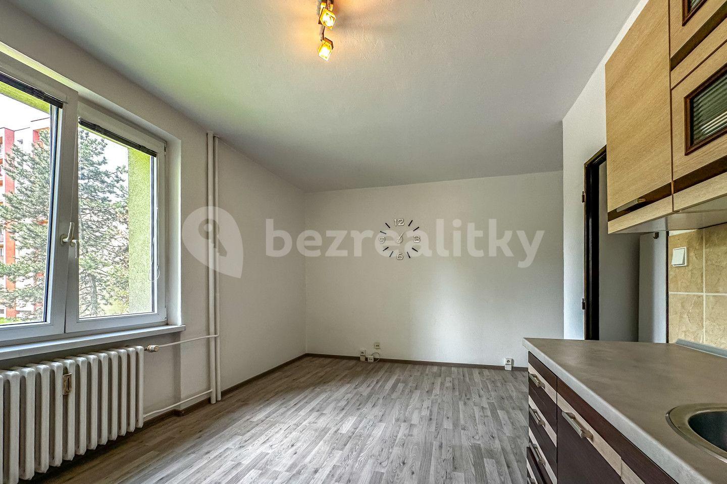Prodej bytu 1+kk 25 m², Masarykova třída, Orlová, Moravskoslezský kraj