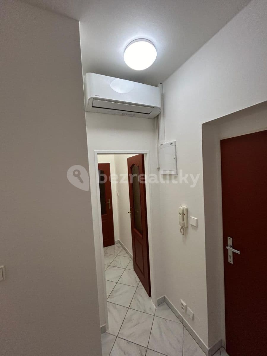 Pronájem bytu 2+kk 48 m², Drahobejlova, Praha, Praha Pronájem bytu 2+kk 48 m², Drahobejlova, Praha, Praha