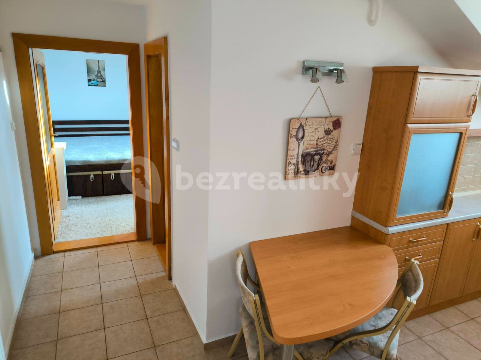 Pronájem bytu 1+1 40 m², Benešovo nábřeží, Zlín, Zlínský kraj Pronájem bytu 1+1 40 m², Benešovo nábřeží, Zlín, Zlínský kraj