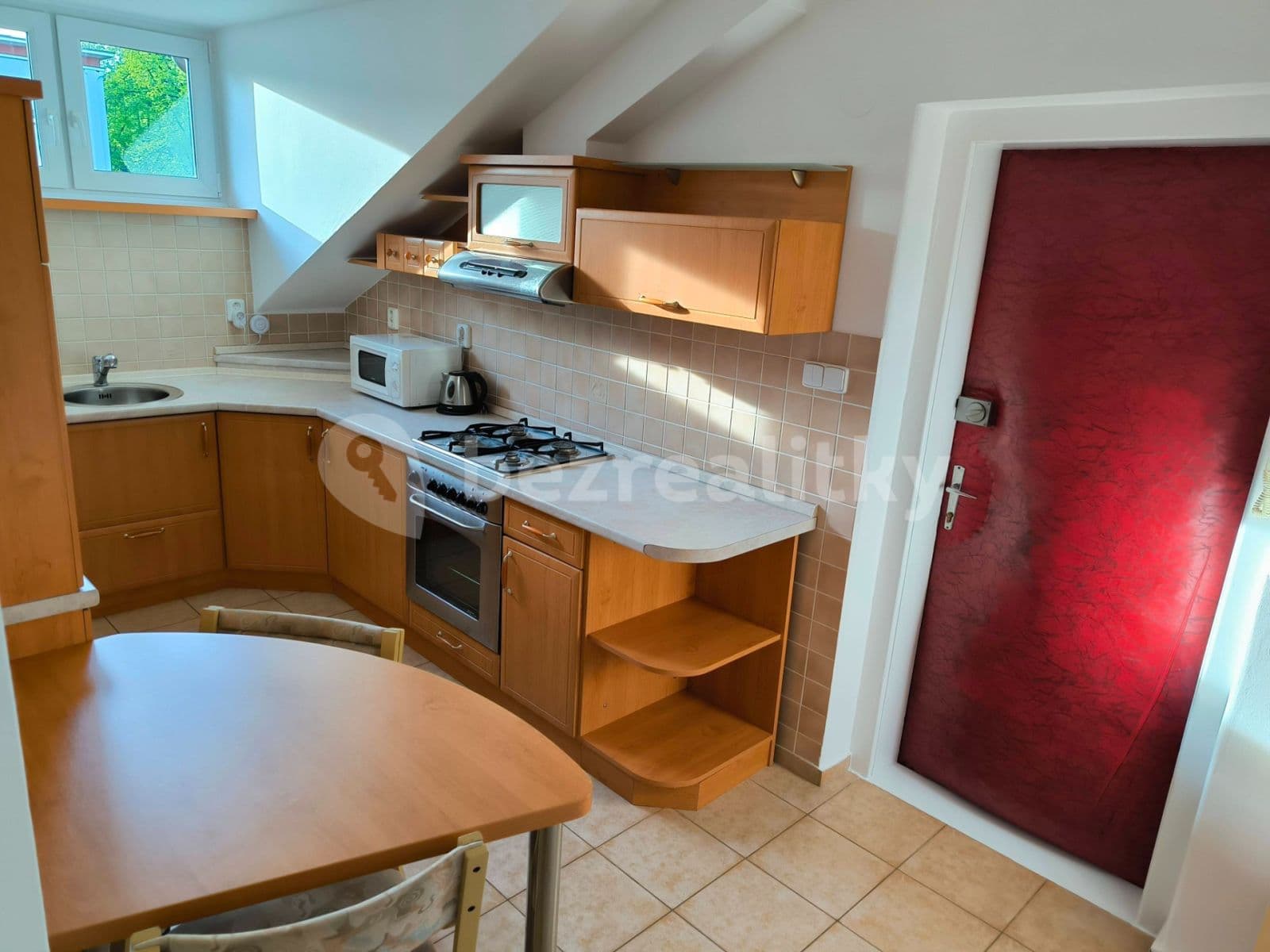 Pronájem bytu 1+1 40 m², Benešovo nábřeží, Zlín, Zlínský kraj Pronájem bytu 1+1 40 m², Benešovo nábřeží, Zlín, Zlínský kraj