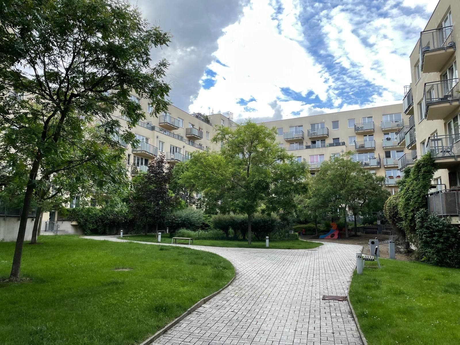 Pronájem bytu 2+kk 44 m², Rižská, Praha, Praha Pronájem bytu 2+kk 44 m², Rižská, Praha, Praha