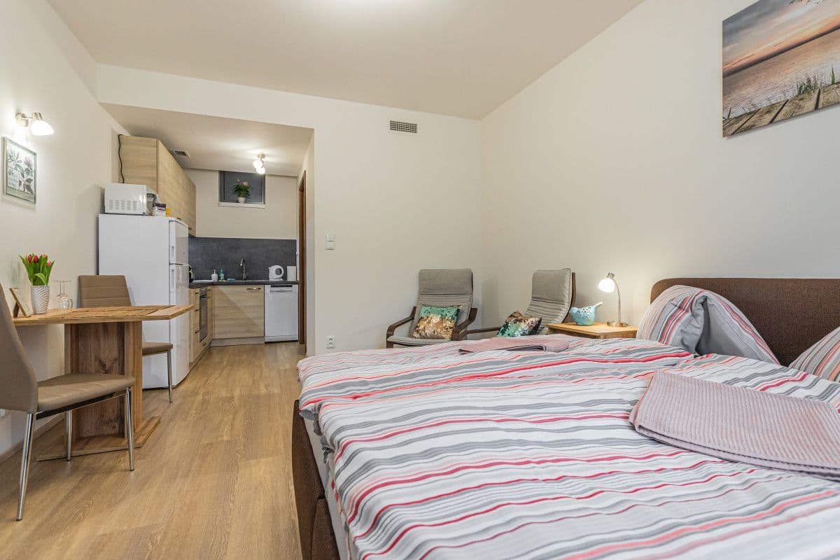 Pronájem bytu 35 m², Hlaváčkova, Praha, Praha Pronájem bytu 35 m², Hlaváčkova, Praha, Praha