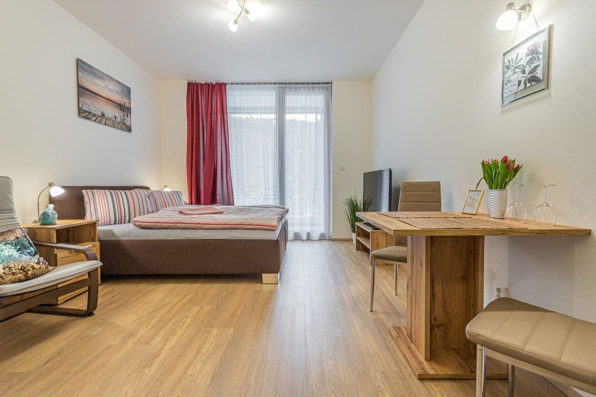 Pronájem bytu 35 m², Hlaváčkova, Praha, Praha Pronájem bytu 35 m², Hlaváčkova, Praha, Praha