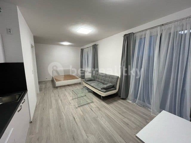 Pronájem bytu 1+kk 38 m², Františka Kováříka, Plzeň, Plzeňský kraj Pronájem bytu 1+kk 38 m², Františka Kováříka, Plzeň, Plzeňský kraj