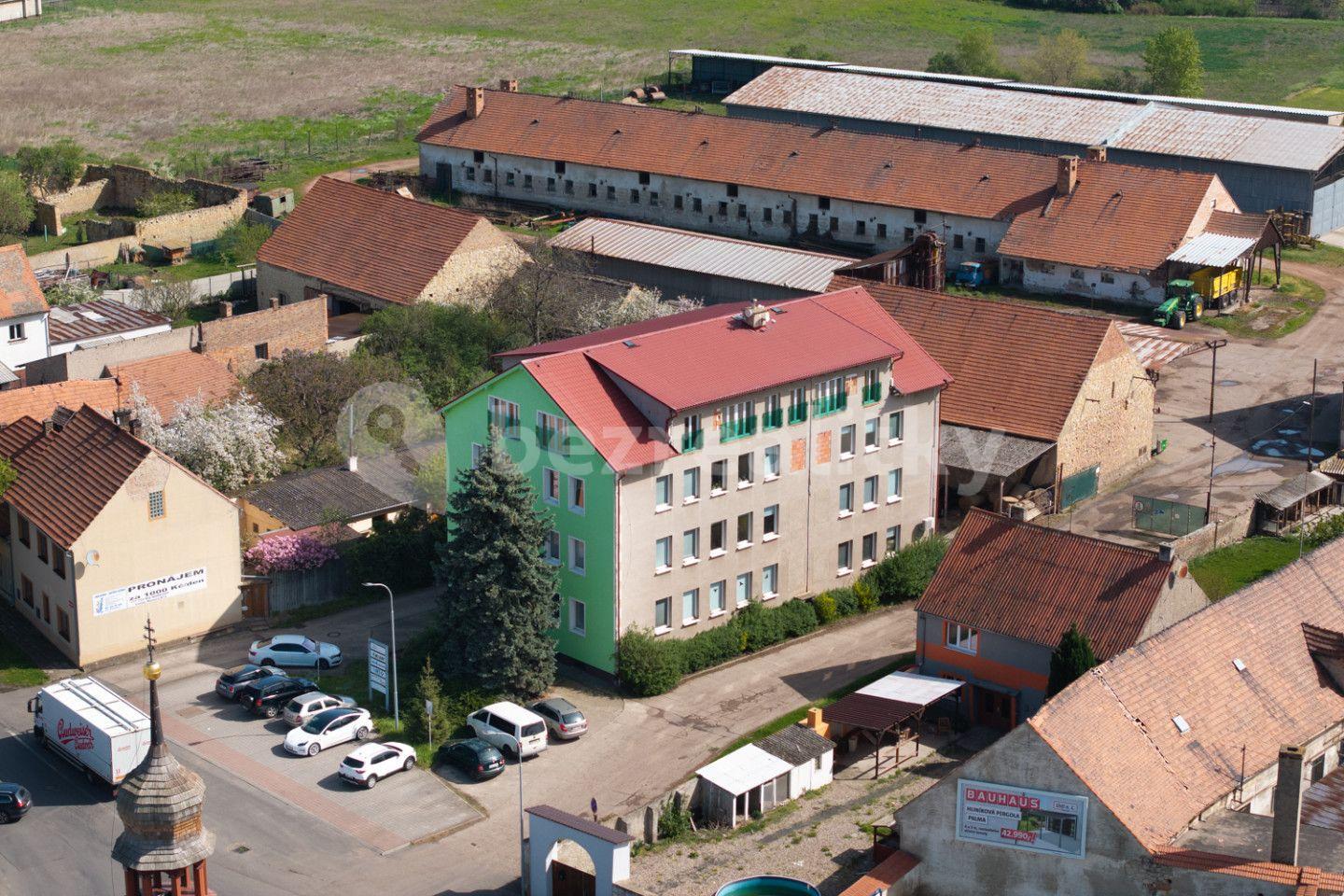 Prodej nebytového prostoru 385 m², Dobroměřice, Ústecký kraj