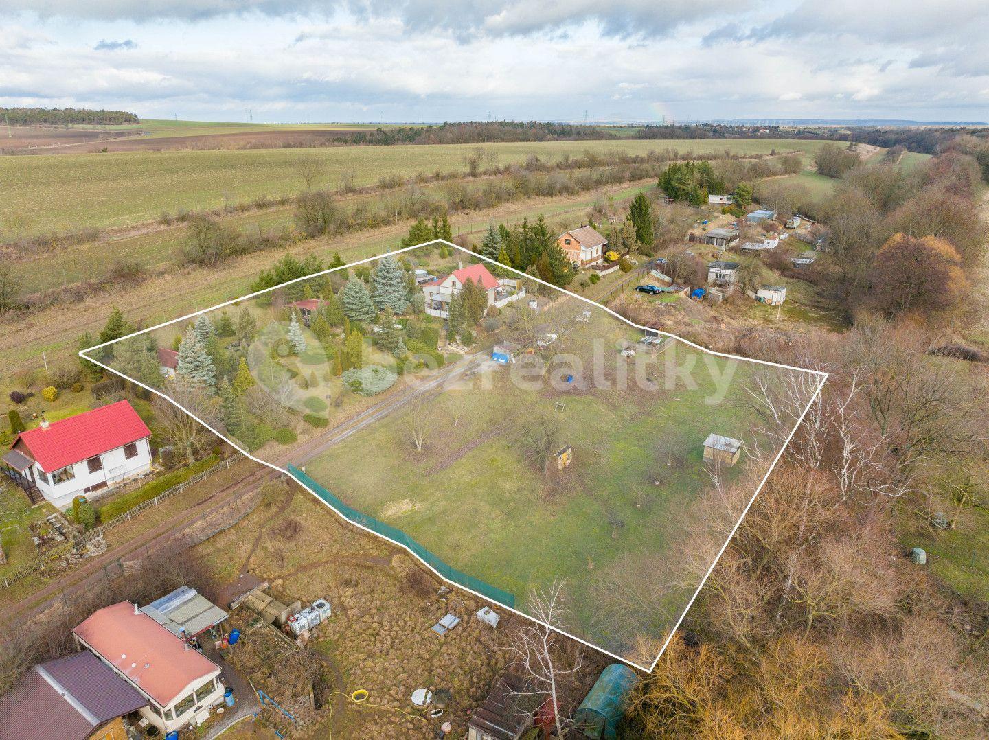 Prodej pozemku 5.109 m², Slaný, Středočeský kraj