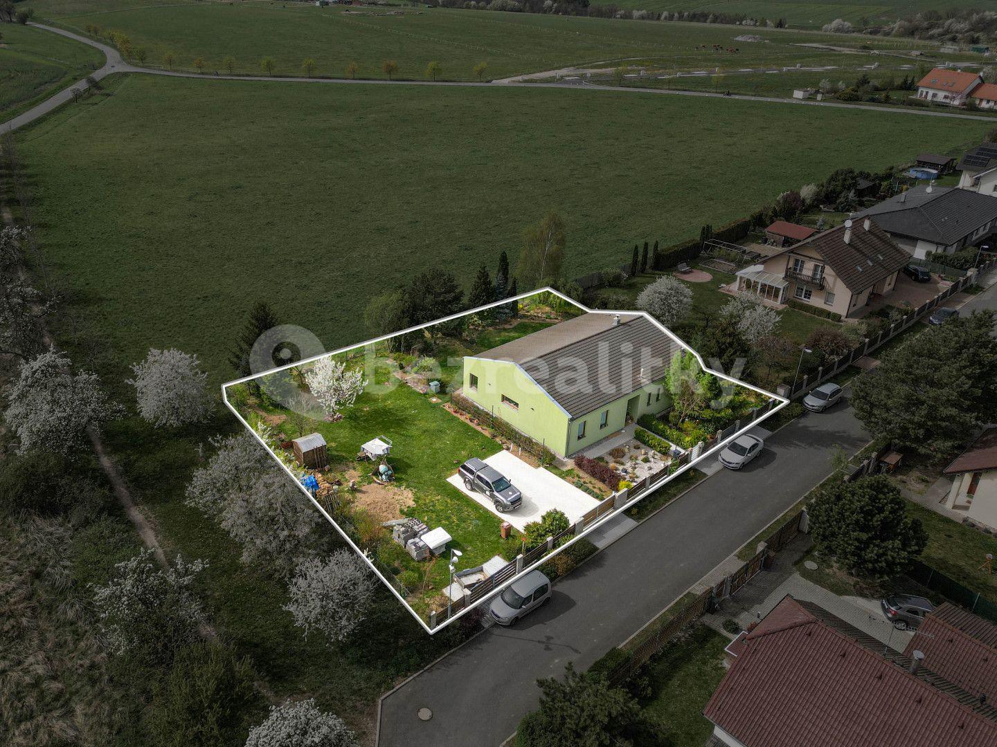 Prodej domu 140 m², pozemek 1.233 m², Okružní, Svárov, Středočeský kraj