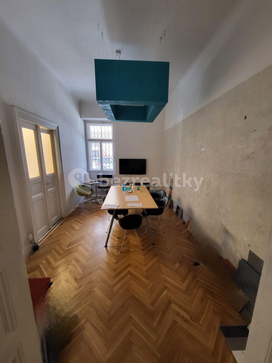 Pronájem kanceláře 58 m², Kamenická, Praha, Praha