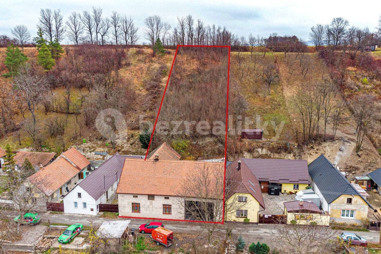 Prodej domu 77 m², pozemek 1.941 m², Vinaře, Středočeský kraj