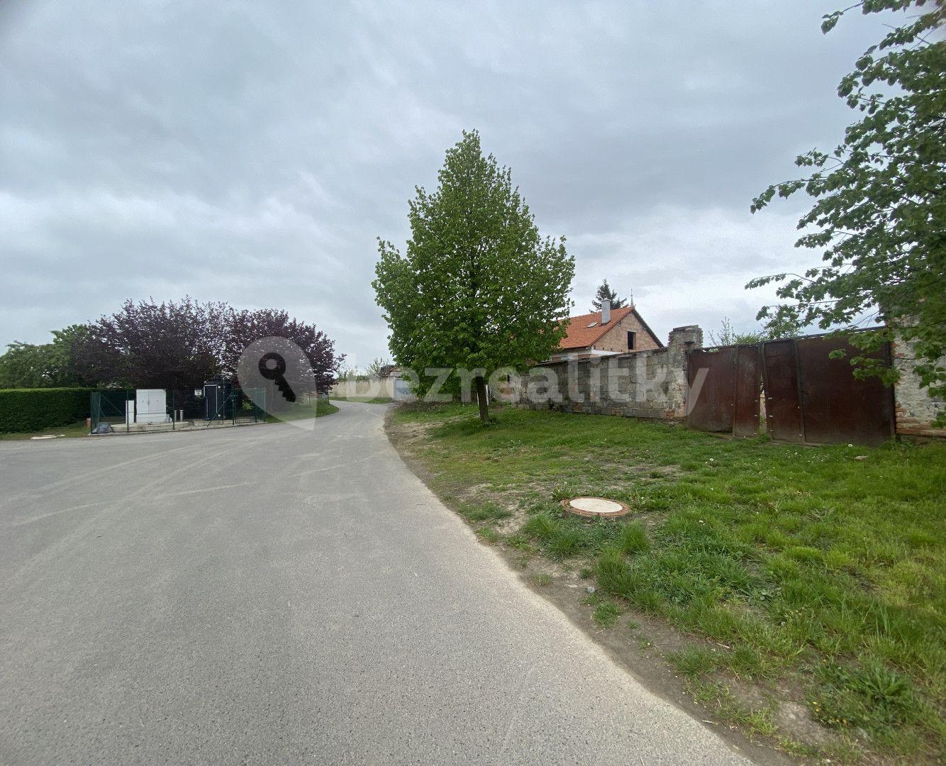 Prodej pozemku 1.365 m², Polkovice, Olomoucký kraj