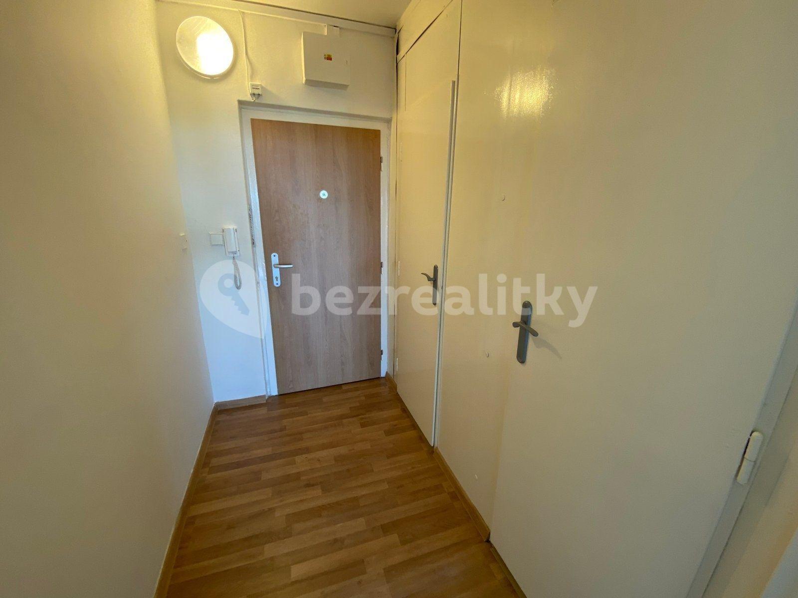 Pronájem bytu 1+kk 27 m², Okružní, Orlová, Moravskoslezský kraj
