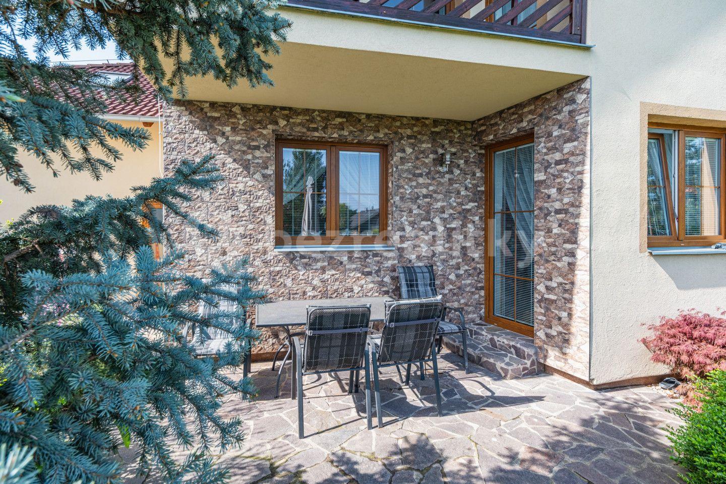 Prodej domu 269 m², pozemek 840 m², Albatrosová, Jesenice, Středočeský kraj
