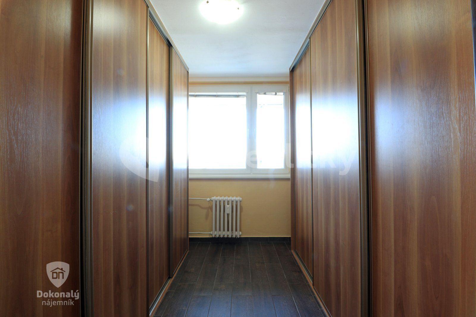 Pronájem bytu 4+1 75 m², Na Dolíkách, Slaný, Středočeský kraj