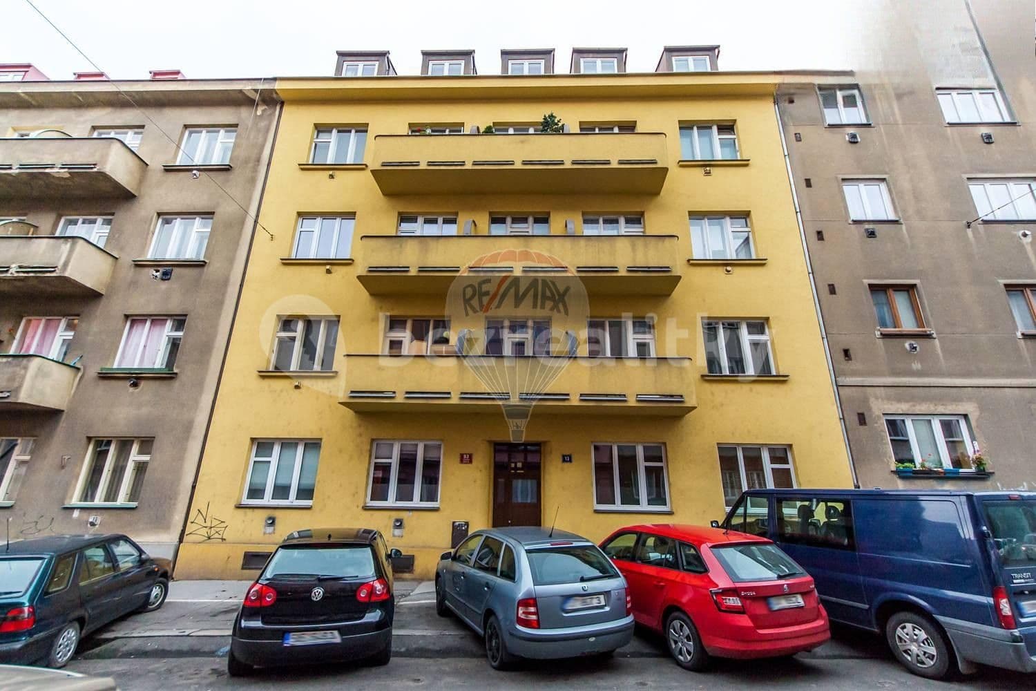Pronájem bytu 2+kk 49 m², Za Poštou, Praha, Praha