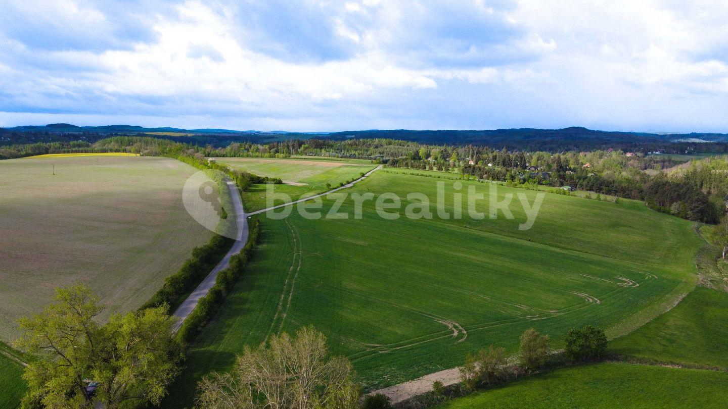 Prodej pozemku 3.111 m², Unhošť, Středočeský kraj