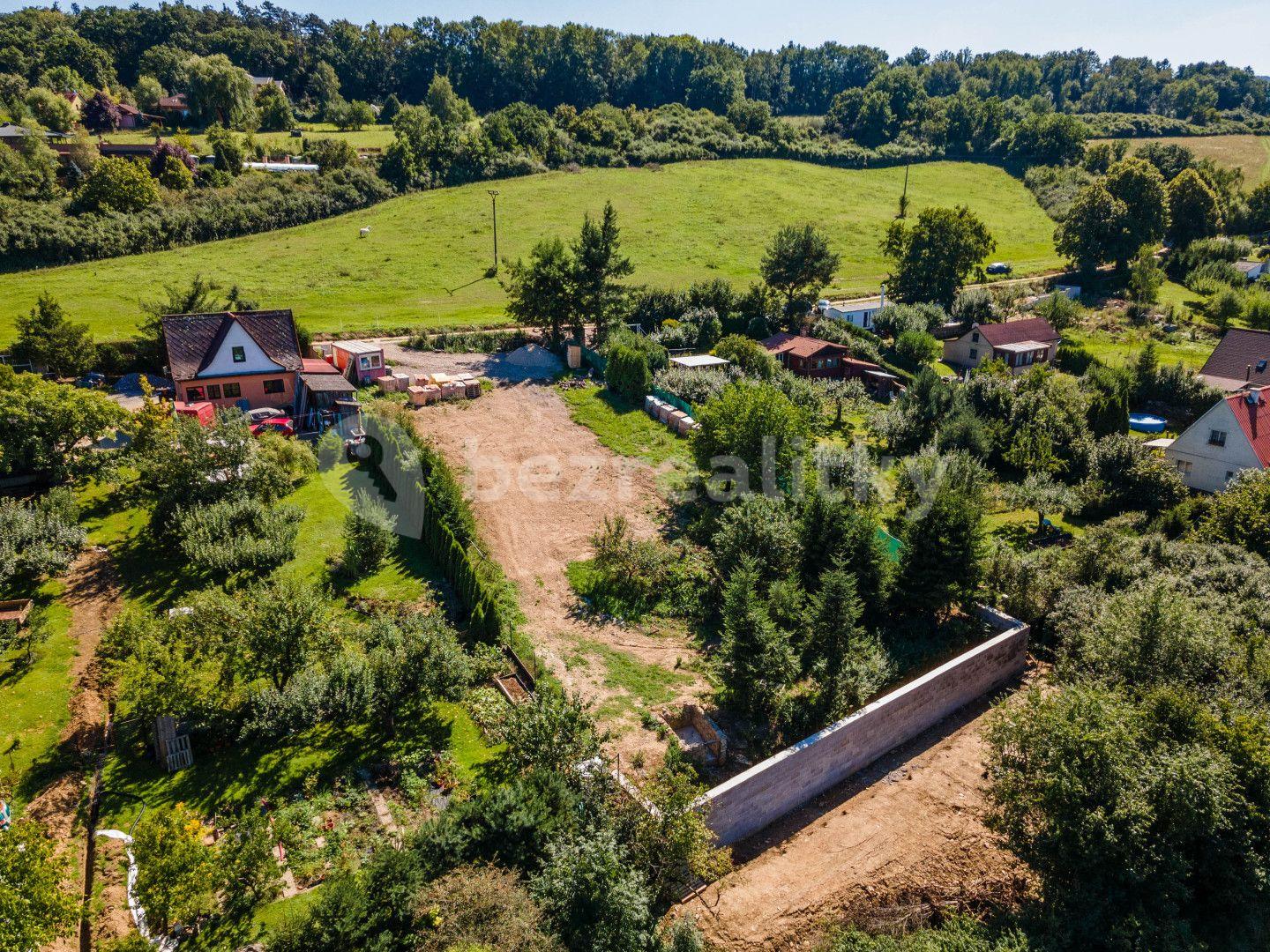 Prodej pozemku 1.436 m², Na Bořích, Zadní Třebaň, Středočeský kraj
