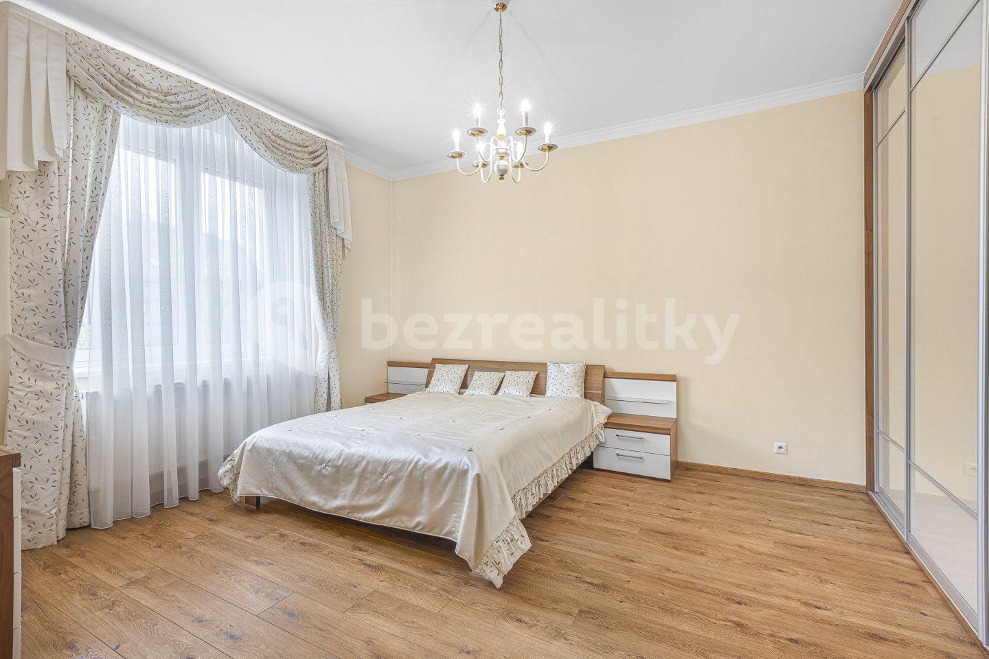 Prodej domu 233 m², pozemek 132 m², Nad Šárkou, Praha, Praha