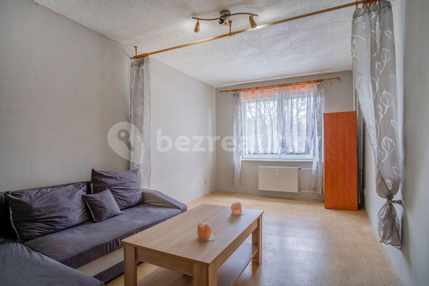 Prodej bytu 2+1 55 m², Luštěnice, Středočeský kraj