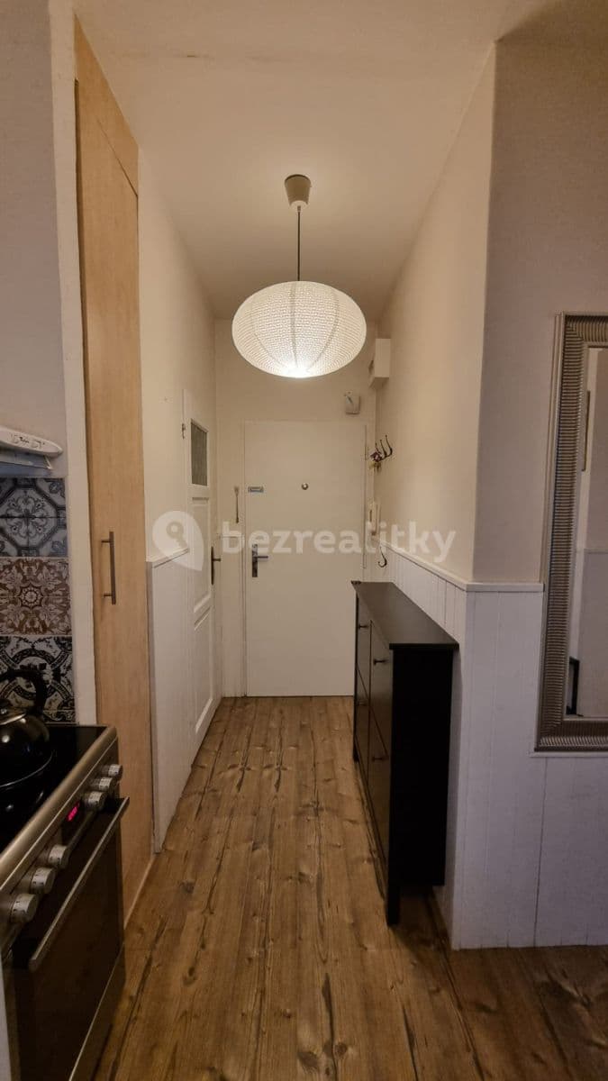 Pronájem bytu 2+1 16 m², Chocholouškova, Praha, Praha Pronájem bytu 2+1 16 m², Chocholouškova, Praha, Praha
