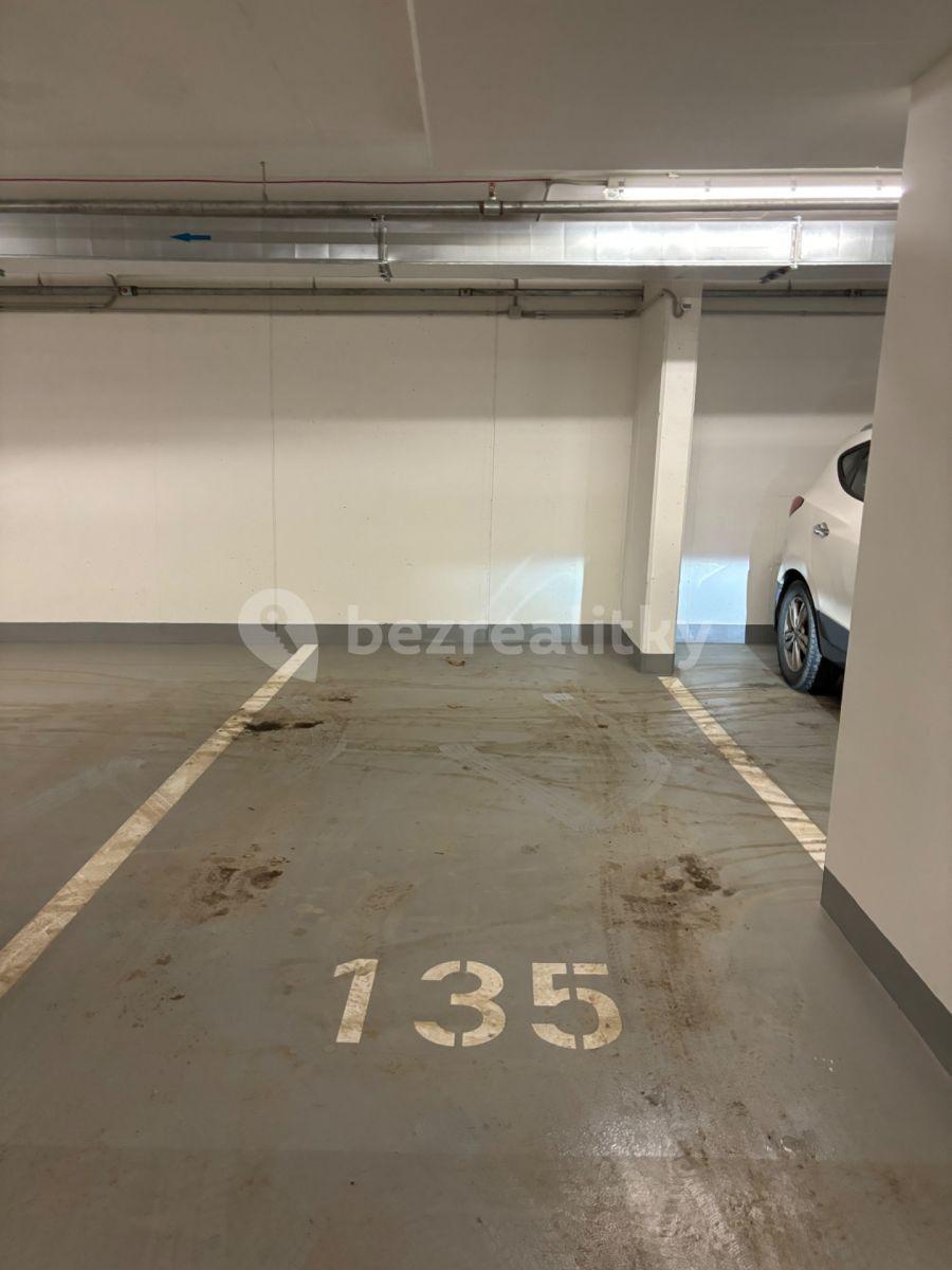 Pronájem garáže 12 m², Šternovská, Praha, Praha