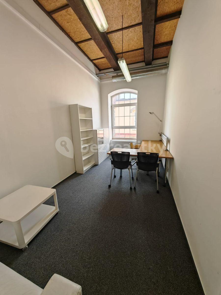 Pronájem kanceláře 28 m², Švábky, Praha, Praha