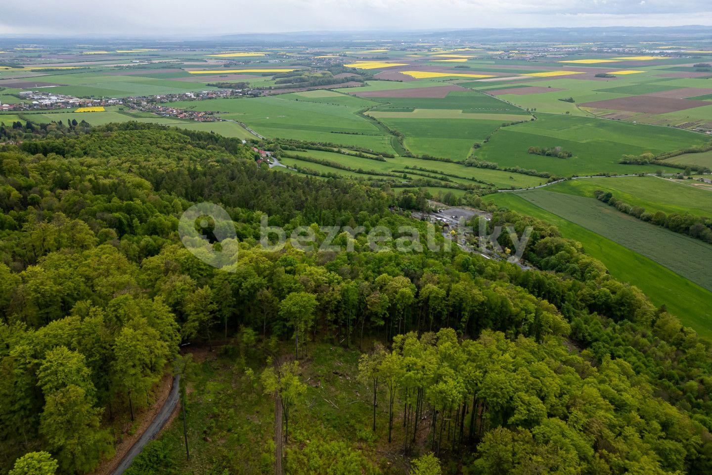 Prodej pozemku 64.850 m², Paseka, Olomoucký kraj