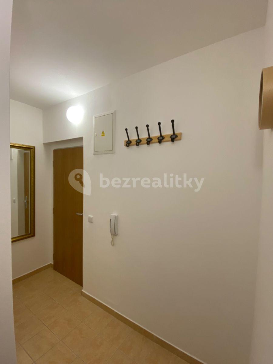 Pronájem bytu 2+kk 45 m², Hrušovanské náměstí, Praha, Praha