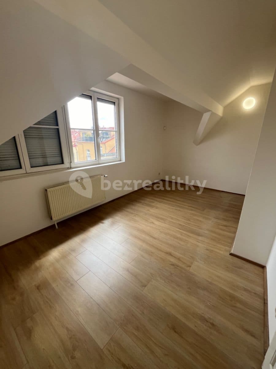 Pronájem bytu 7+1 250 m², Trojanova, Praha, Praha Pronájem bytu 7+1 250 m², Trojanova, Praha, Praha
