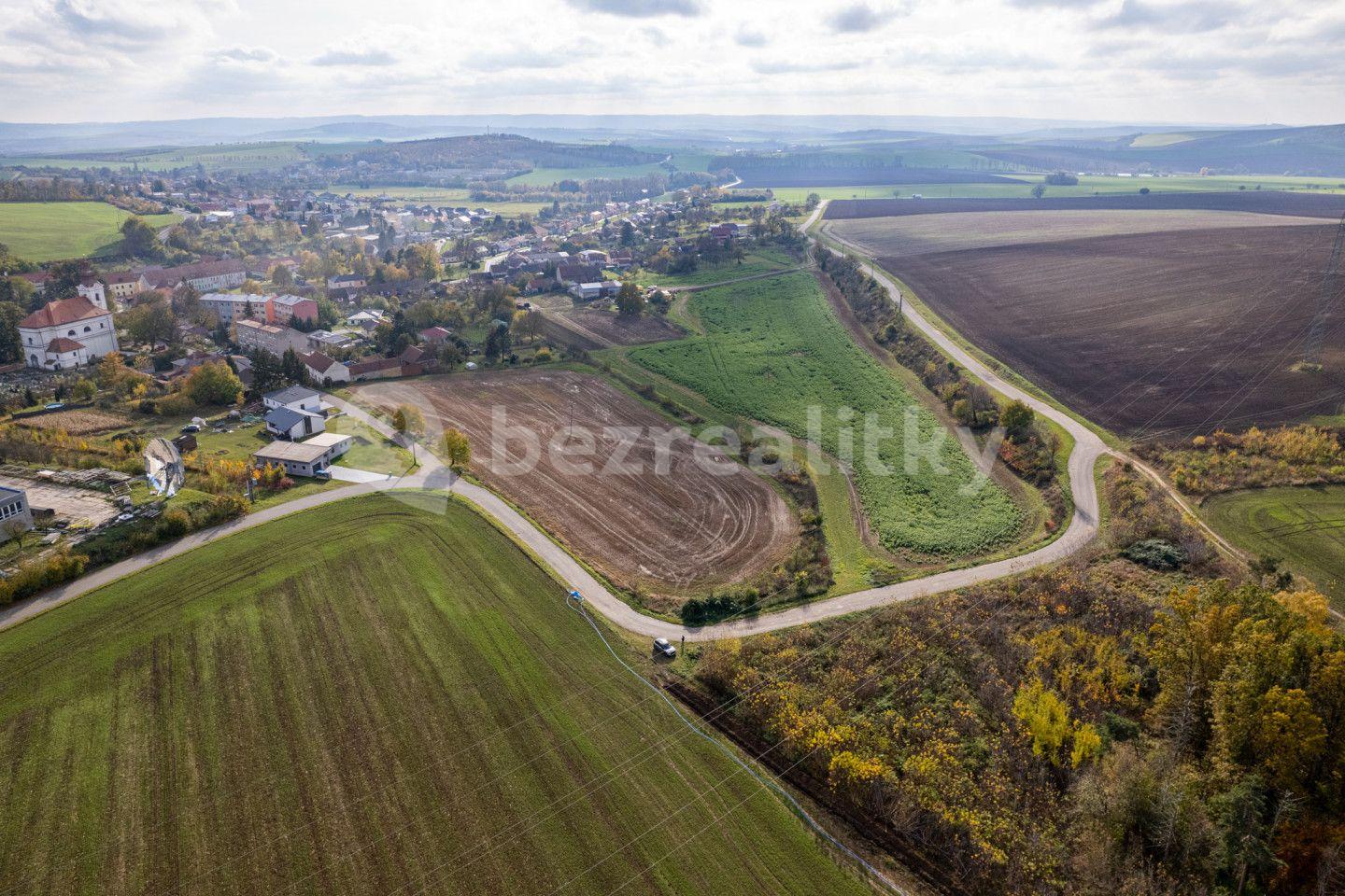 Prodej pozemku 1.747 m², Bohdalice-Pavlovice, Jihomoravský kraj