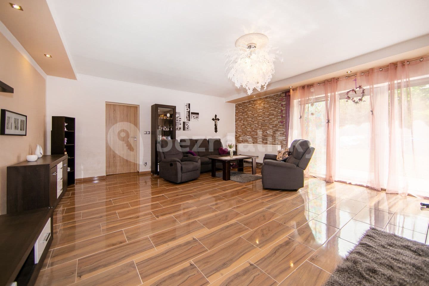 Prodej domu 252 m², pozemek 847 m², Planá, Plzeňský kraj
