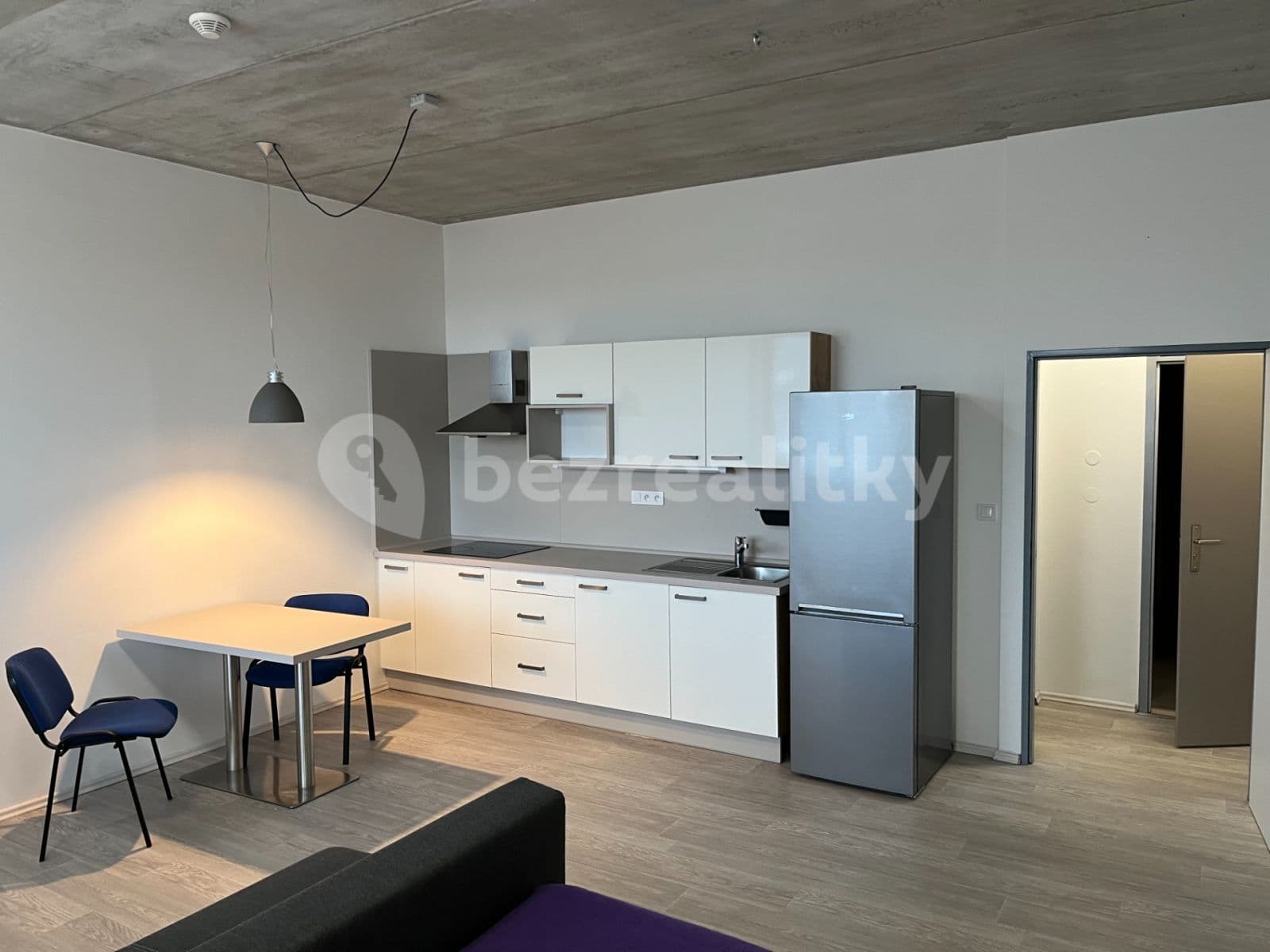 Pronájem bytu 1+kk 45 m², U Uhříněveské obory, Praha, Praha Pronájem bytu 1+kk 45 m², U Uhříněveské obory, Praha, Praha