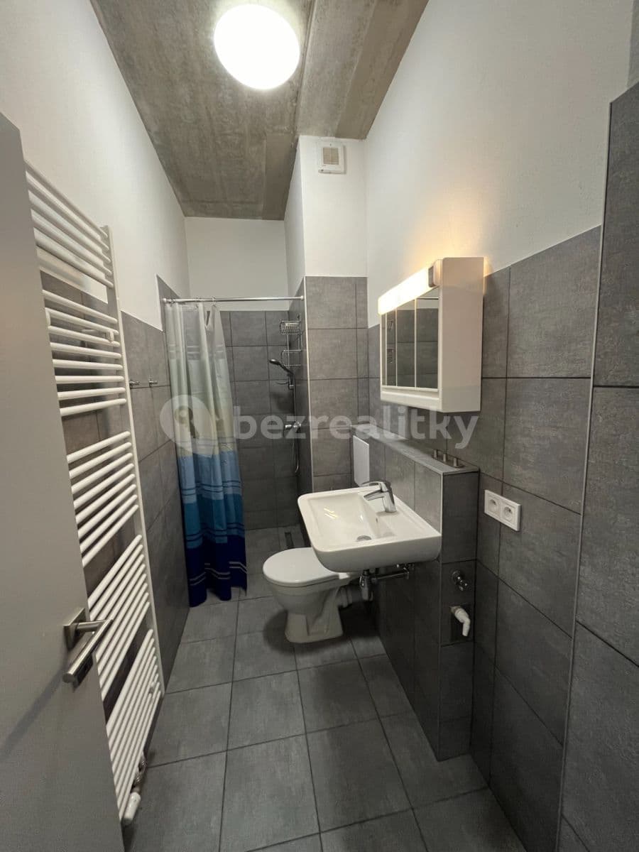 Pronájem bytu 1+kk 45 m², U Uhříněveské obory, Praha, Praha Pronájem bytu 1+kk 45 m², U Uhříněveské obory, Praha, Praha