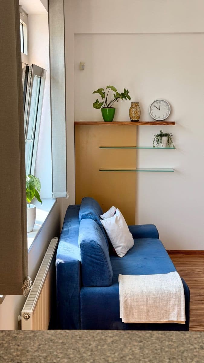 Pronájem bytu Garsoniéra 39 m², Českomoravská, Praha, Praha Pronájem bytu Garsoniéra 39 m², Českomoravská, Praha, Praha