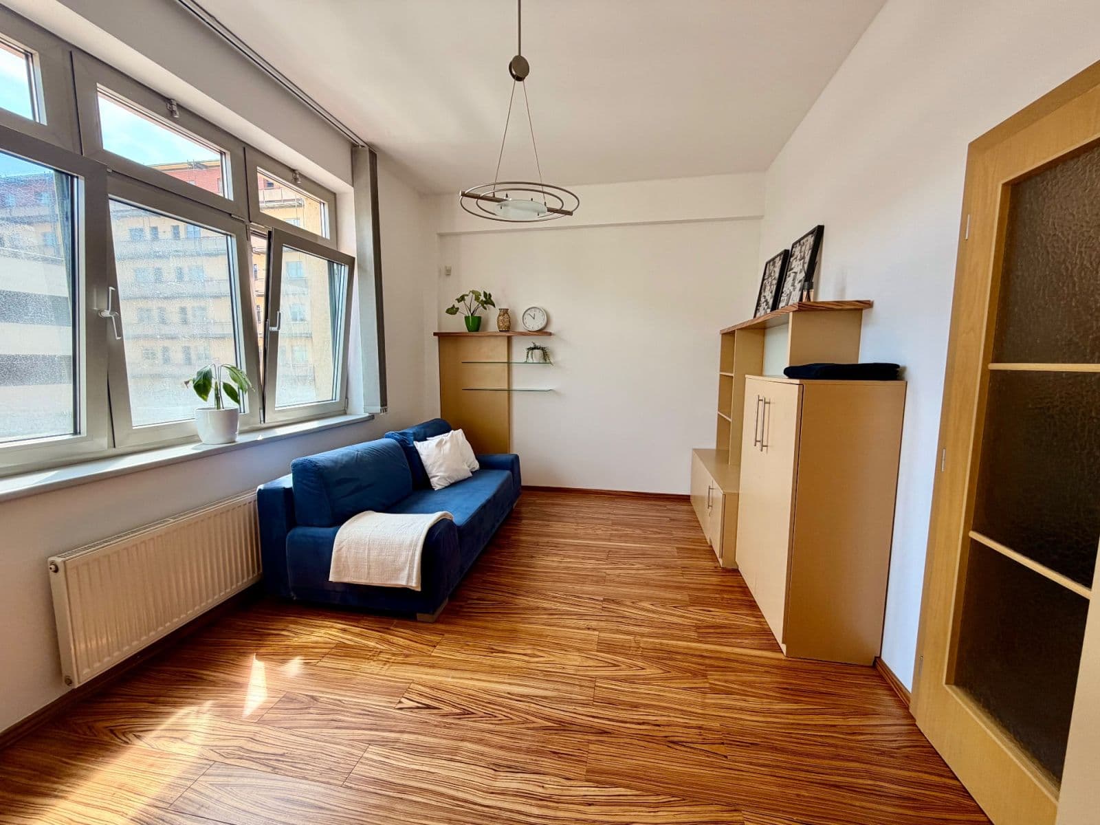 Pronájem bytu Garsoniéra 39 m², Českomoravská, Praha, Praha Pronájem bytu Garsoniéra 39 m², Českomoravská, Praha, Praha