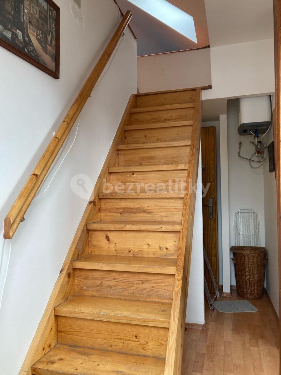 Pronájem bytu 1+1 45 m², Královická, Praha, Praha Pronájem bytu 1+1 45 m², Královická, Praha, Praha