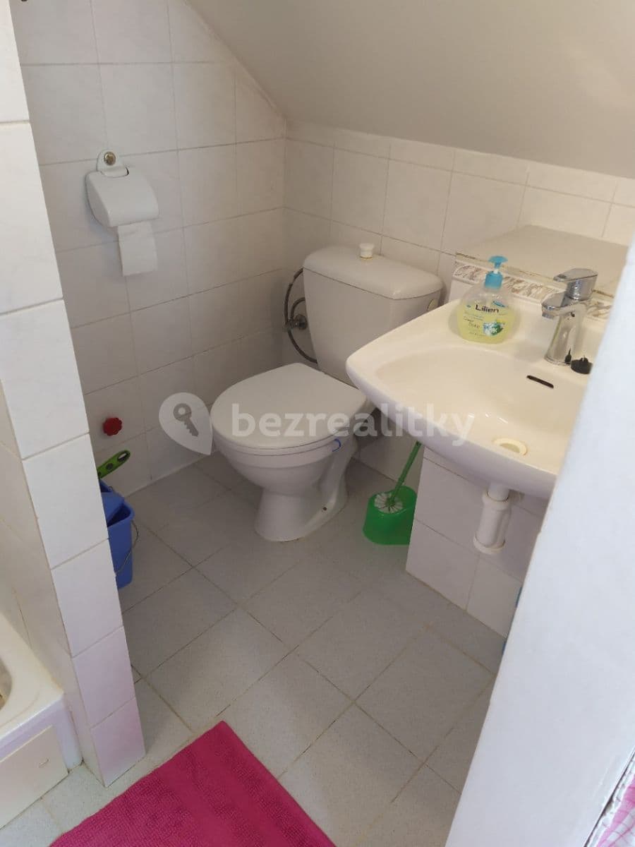 Pronájem bytu 1+1 45 m², Královická, Praha, Praha Pronájem bytu 1+1 45 m², Královická, Praha, Praha
