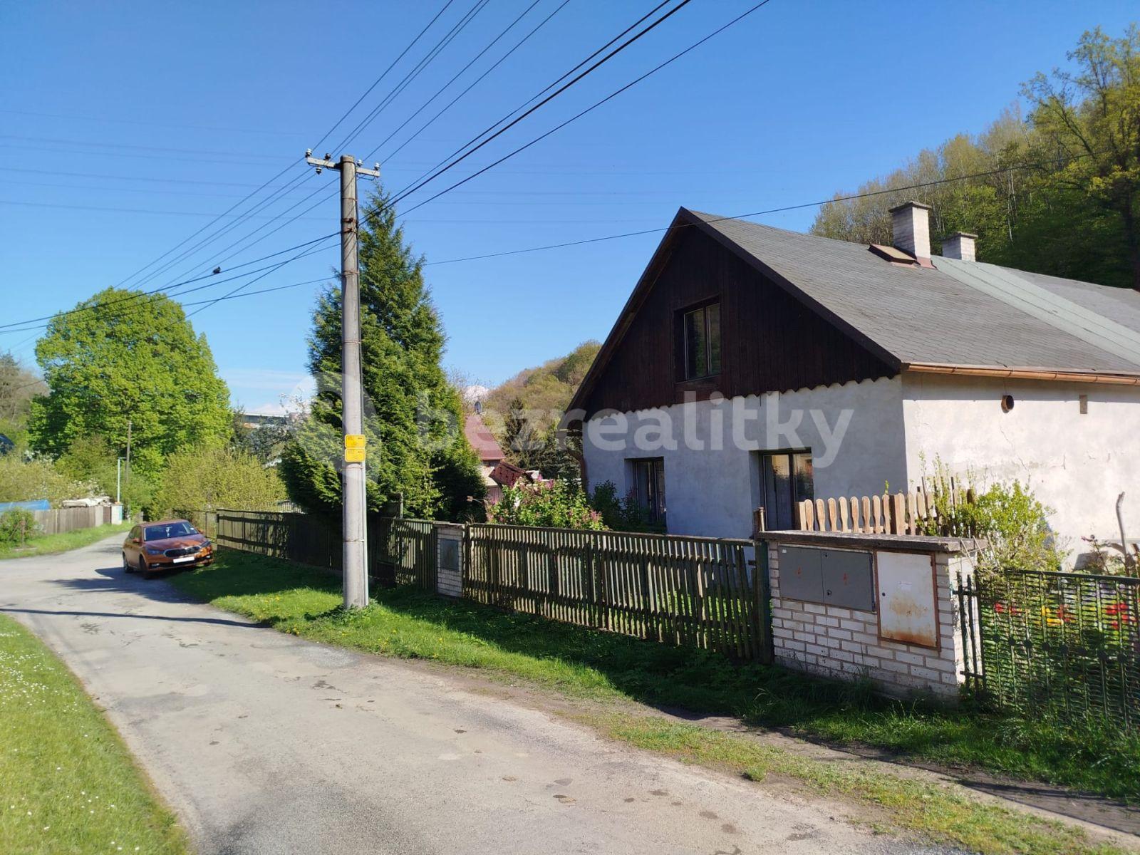 Prodej domu 180 m², pozemek 1.283 m², Hrdlořezy, Středočeský kraj