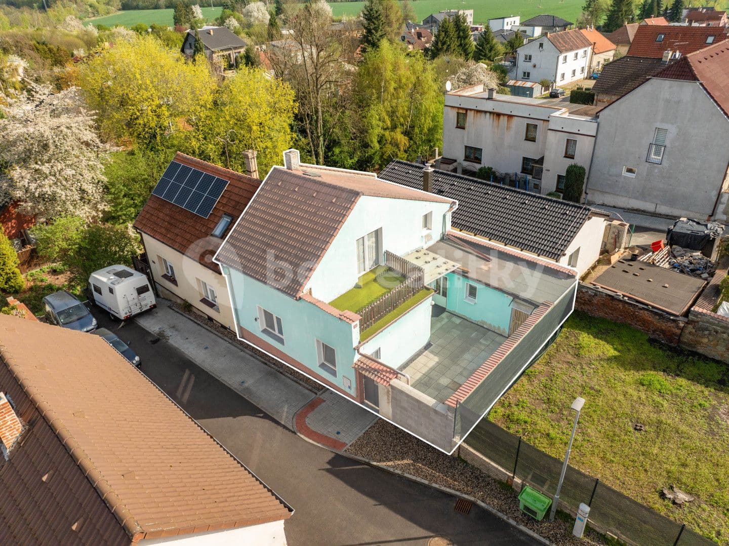 Prodej domu 100 m², pozemek 136 m², Svatopluka Čecha, Kamenné Žehrovice, Středočeský kraj