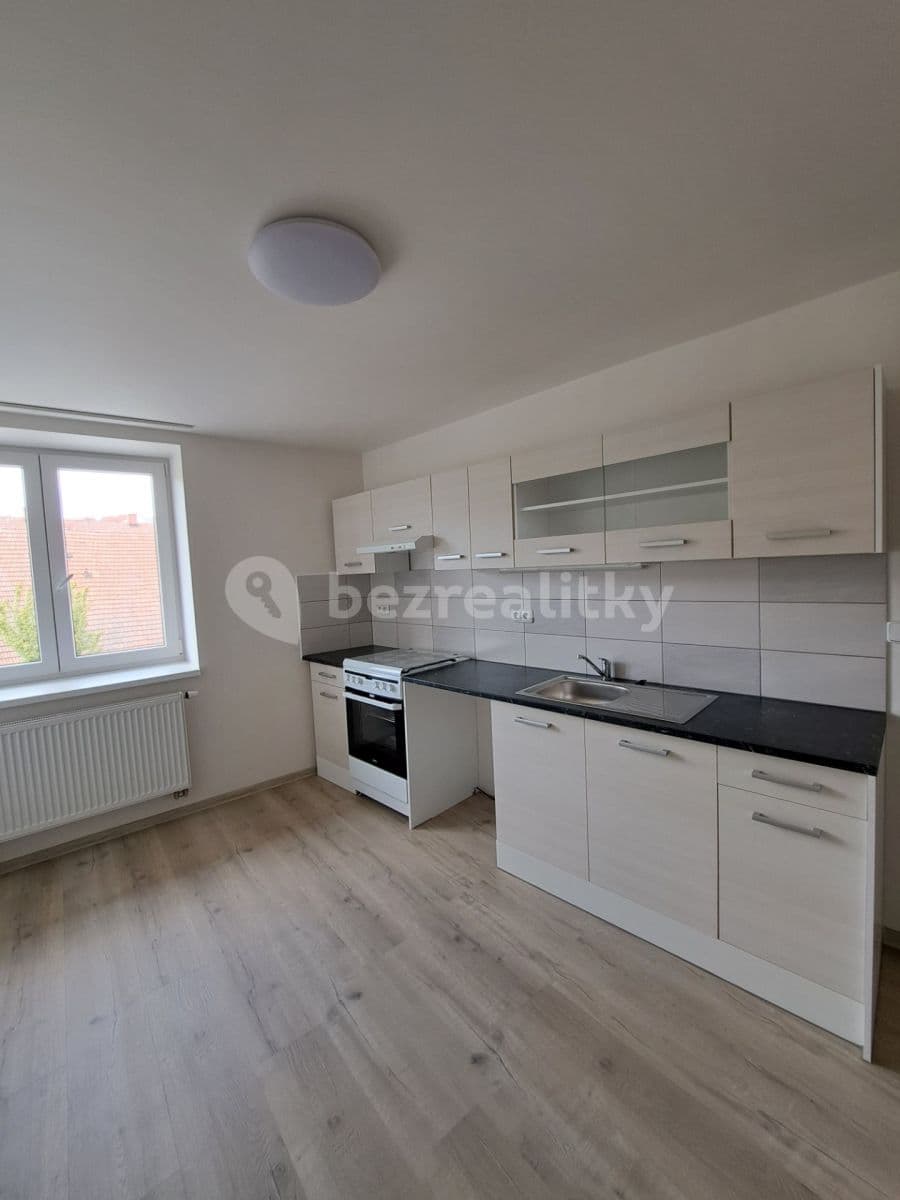 Pronájem bytu 3+kk 55 m², Bratrská, Bystřice nad Pernštejnem, Kraj Vysočina Pronájem bytu 3+kk 55 m², Bratrská, Bystřice nad Pernštejnem, Kraj Vysočina