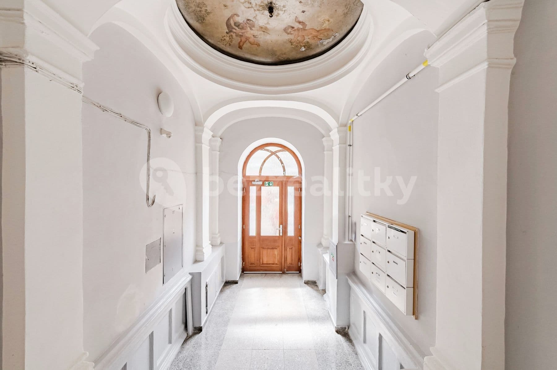 Pronájem bytu 1+1 30 m², Vřídelní, Karlovy Vary, Karlovarský kraj Pronájem bytu 1+1 30 m², Vřídelní, Karlovy Vary, Karlovarský kraj
