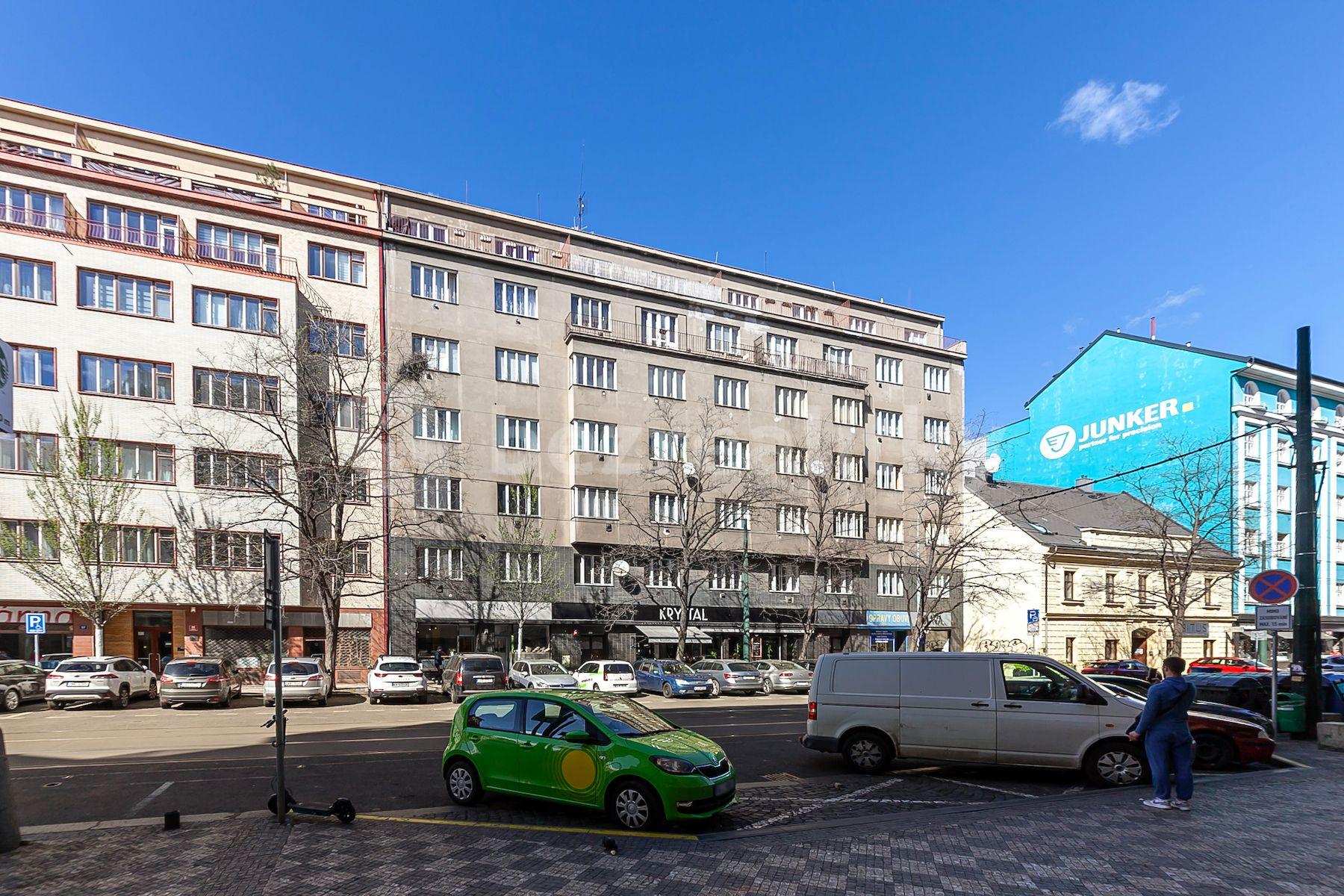 Prodej bytu 2+kk 58 m², Sokolovská, Praha, Praha