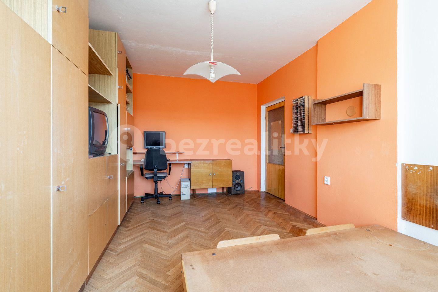 Prodej bytu 3+1 75 m², Husova, Moravské Budějovice, Kraj Vysočina