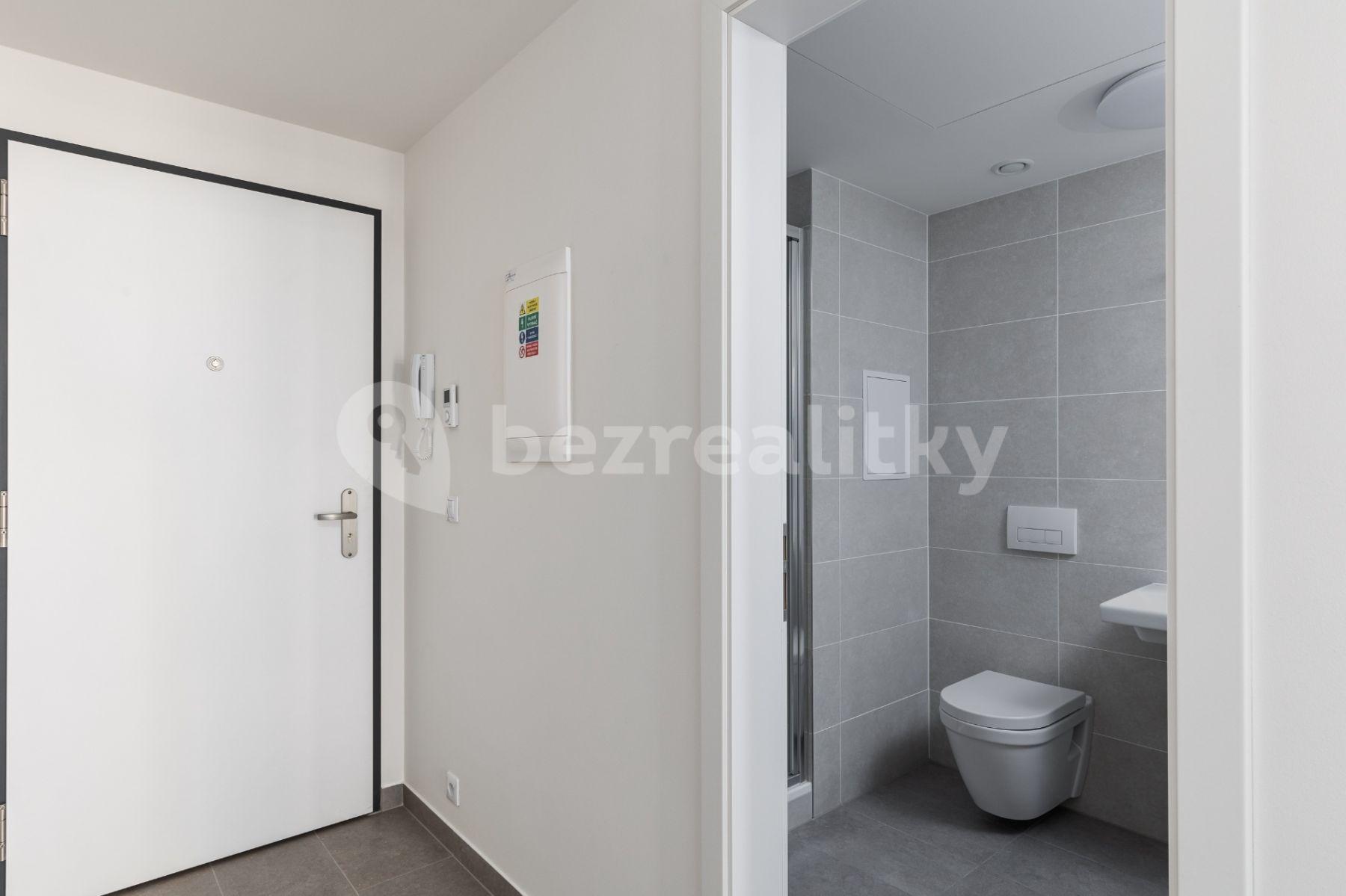 Pronájem bytu 1+kk 33 m², Smržových, Praha, Praha