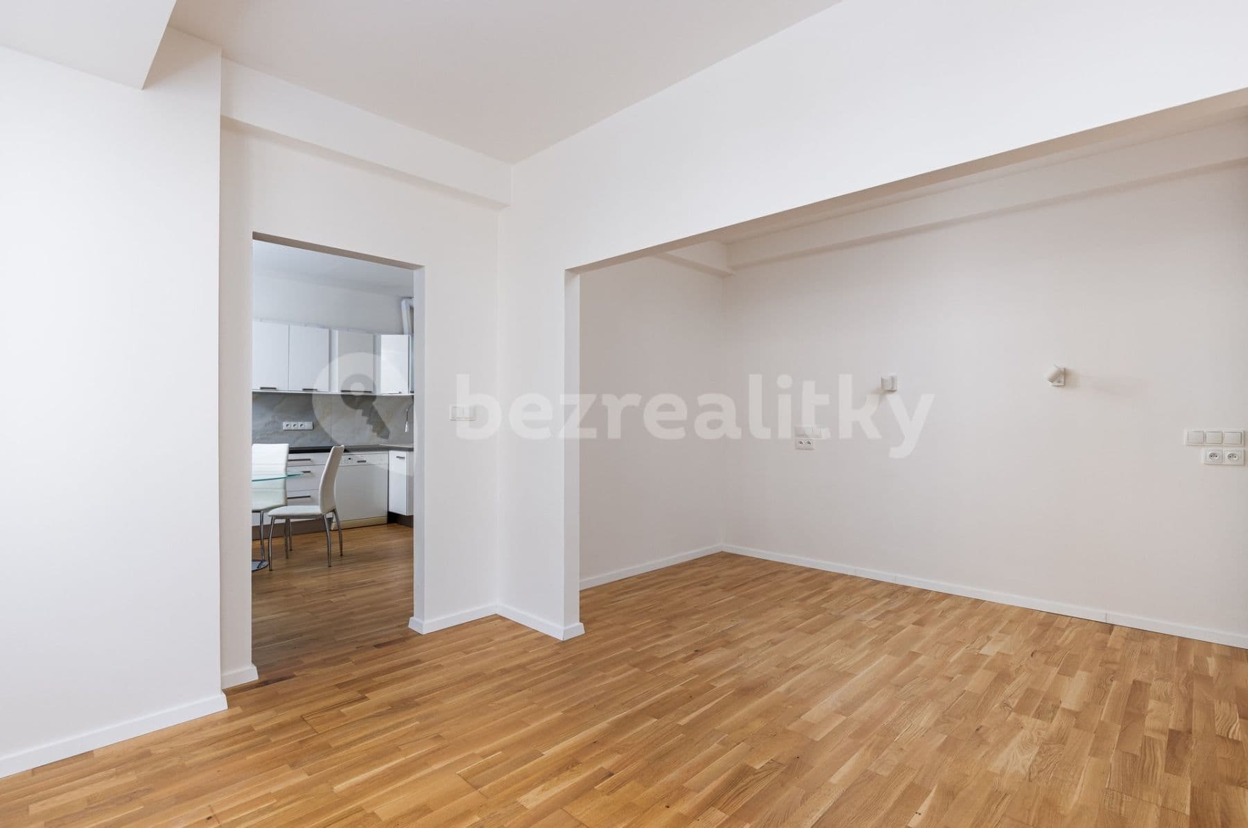 Pronájem bytu 1+1 47 m², Viklefova, Praha, Praha