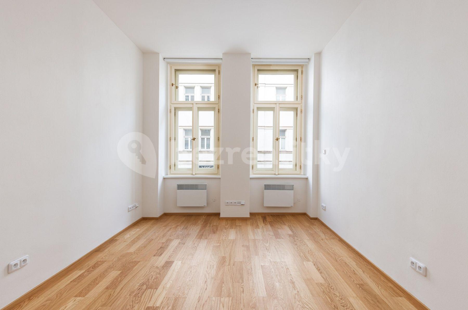 Pronájem bytu 1+kk 29 m², Seifertova, Praha, Praha