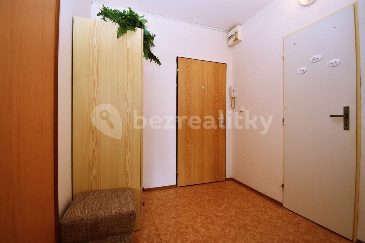 Prodej bytu 2+kk 38 m², Kojetická, Neratovice, Středočeský kraj